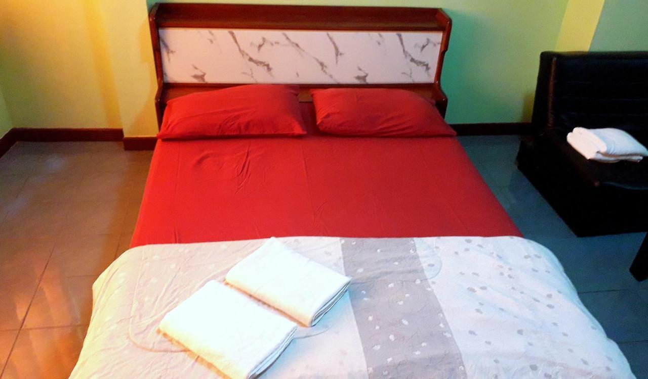 วอล์คกิ้งสตรีท อองคอร์ โฮเต็ล Hotel Pattaya ภายนอก รูปภาพ